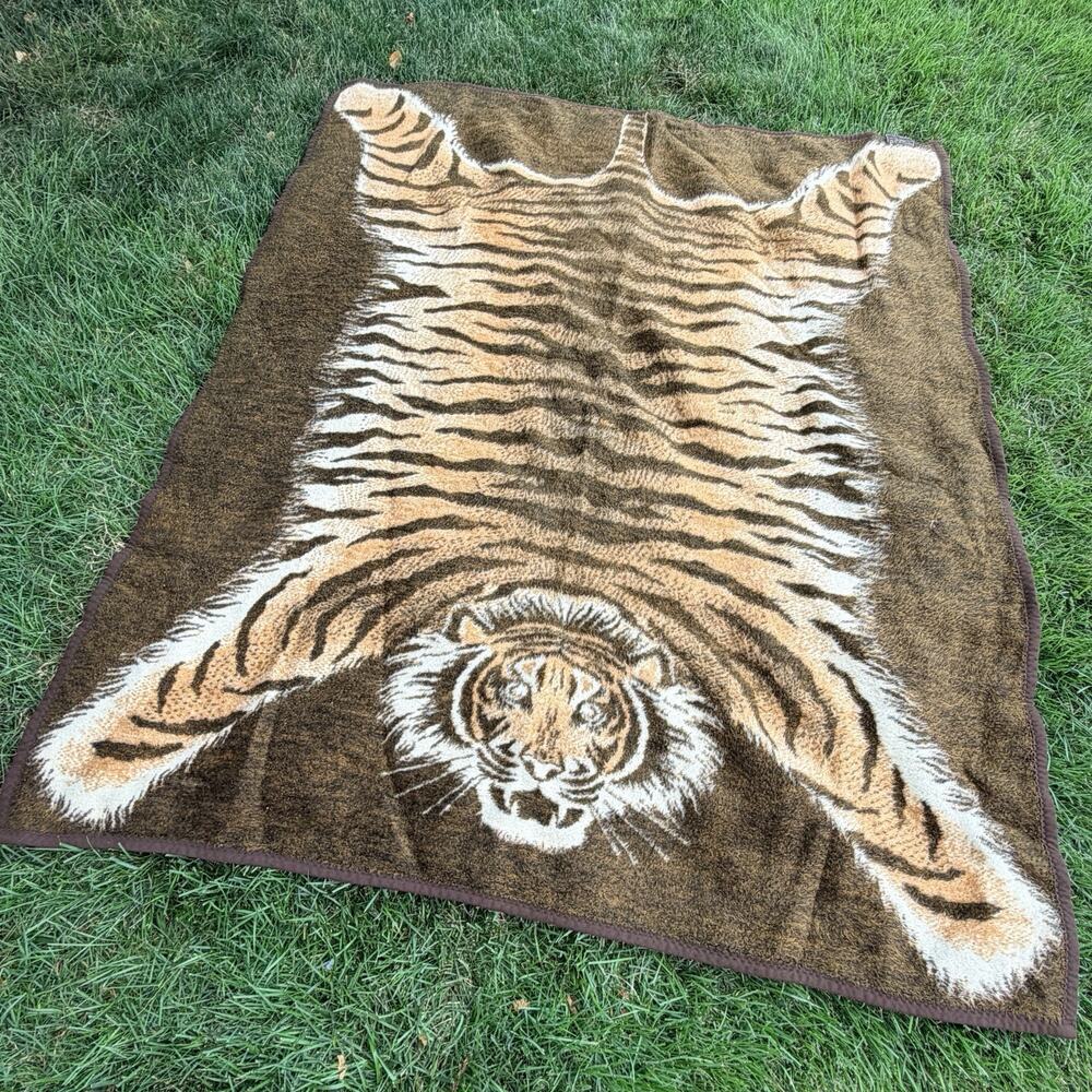 Tiger Rug Biederlack Germany Blanket Reversible 60x72" Brown 1980s Acrylic AS IS